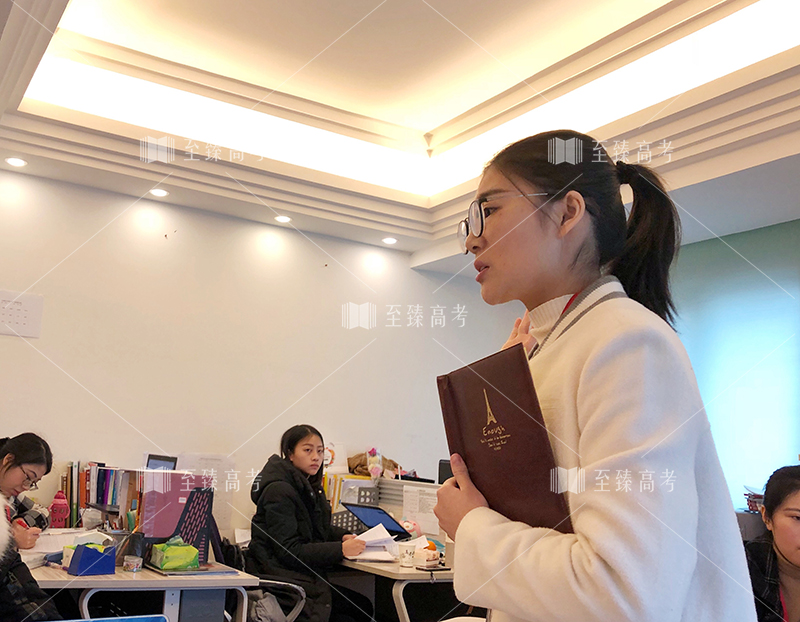 艺术生培训学校教师负责