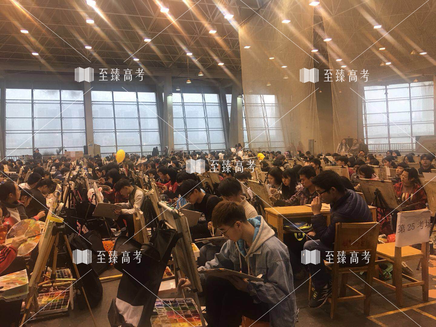 湖美万人联考现场