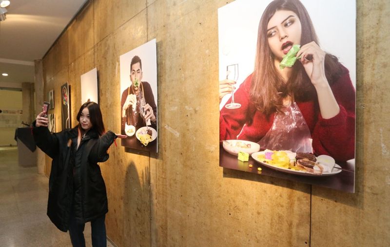 图为鲁迅美术学院展厅