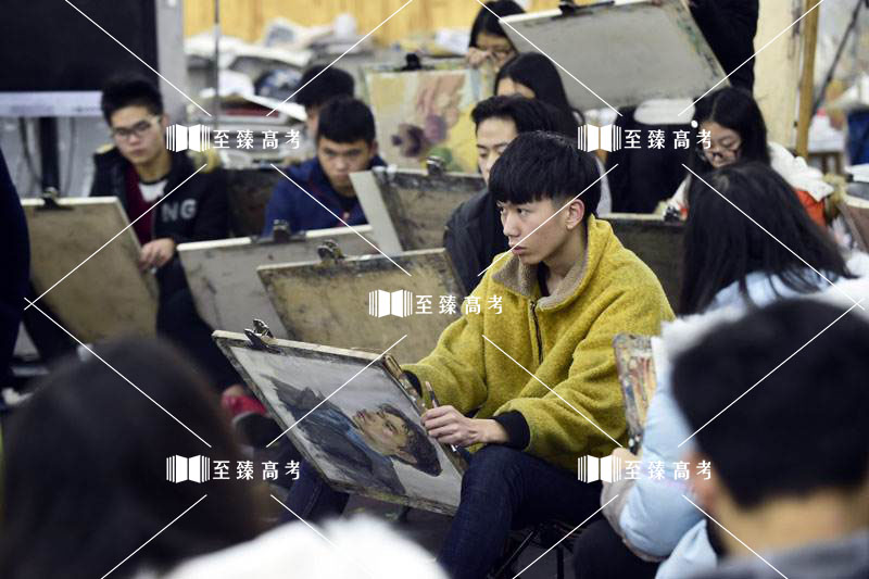湖北美术万人统考现场