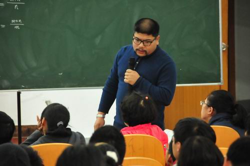 宁波艺术生在上数学课