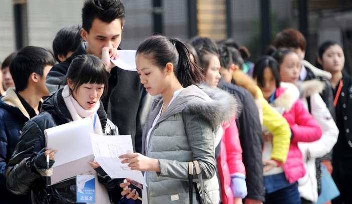 潜江考生参加2017艺术联考