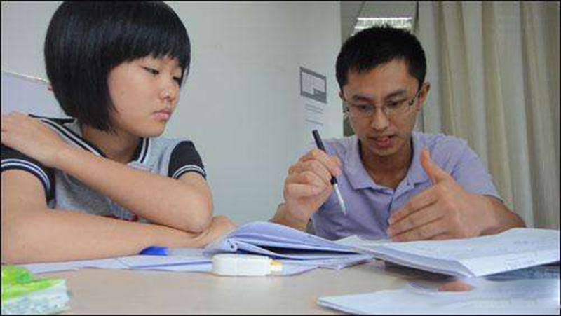 ”机构一对一政治补习”