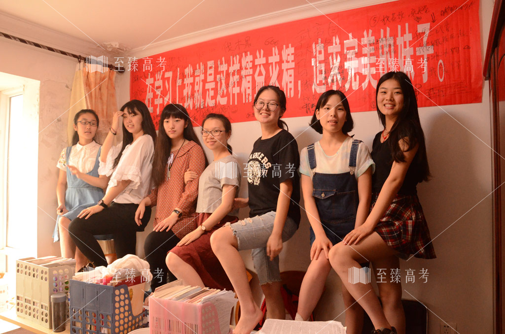 艺考生苦中作乐