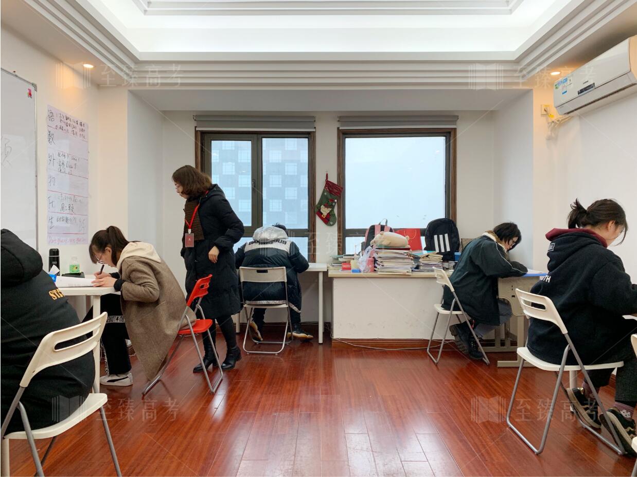 至臻高考 “二月调考”现场