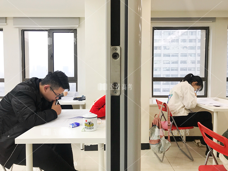 武汉艺考文化课短期冲刺营