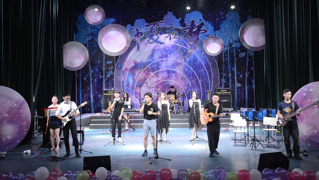 音乐生开学季迎新会表演