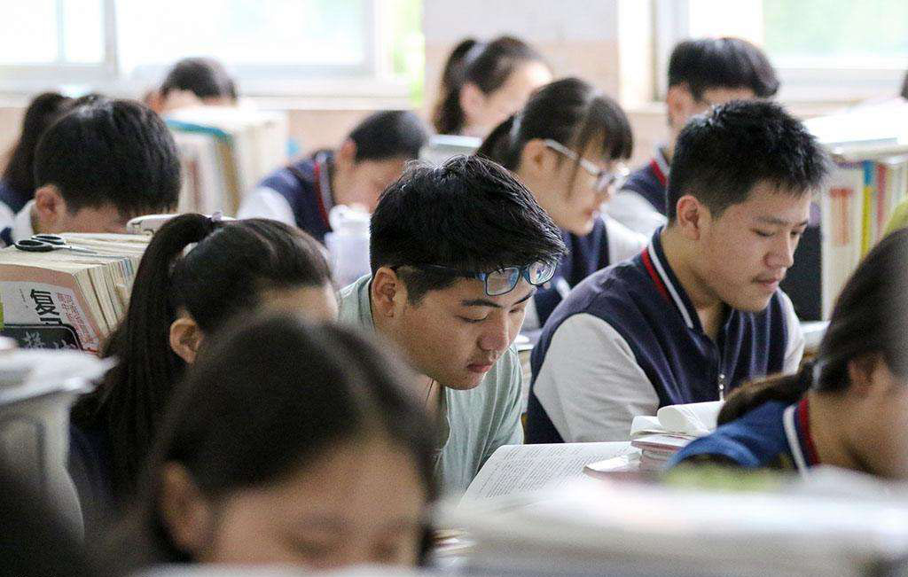 艺术生高考难吗？