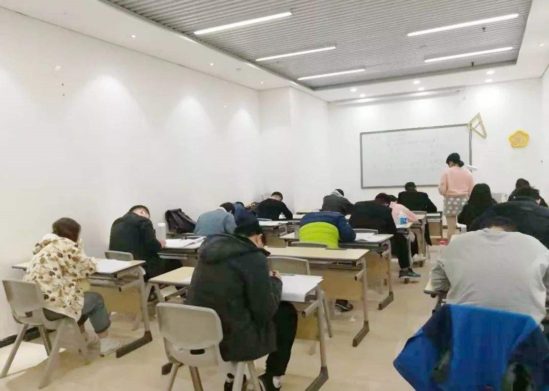 武汉艺术生文化课