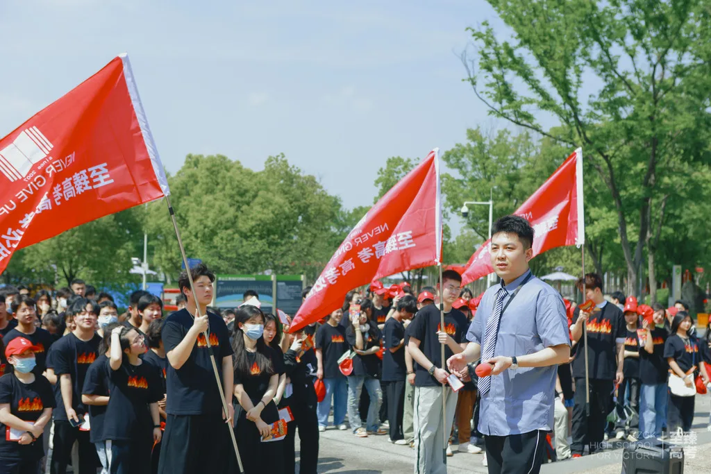 湖北美术画室哪里好：中央美术学院招生考试