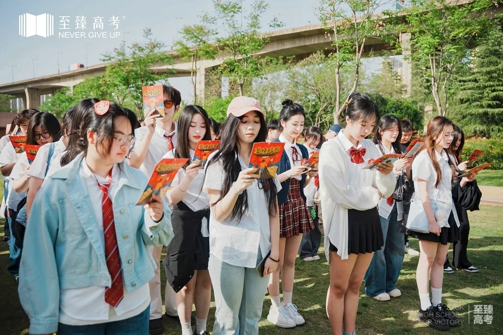 美术高考文化课考哪些科目：高三冲刺班大概需要多少钱