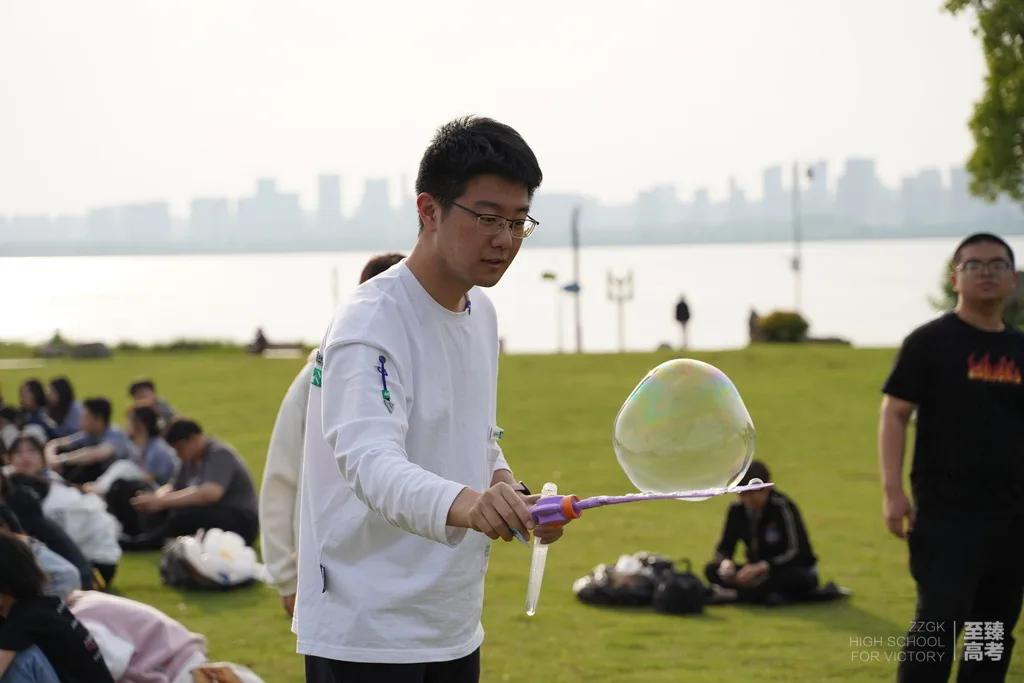 艺考生文化课辅导 努力拿下材料选择题