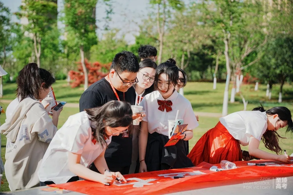 音乐艺考生校考需要考察形体吗:南艺初试声乐伴奏需要现场钢伴吗