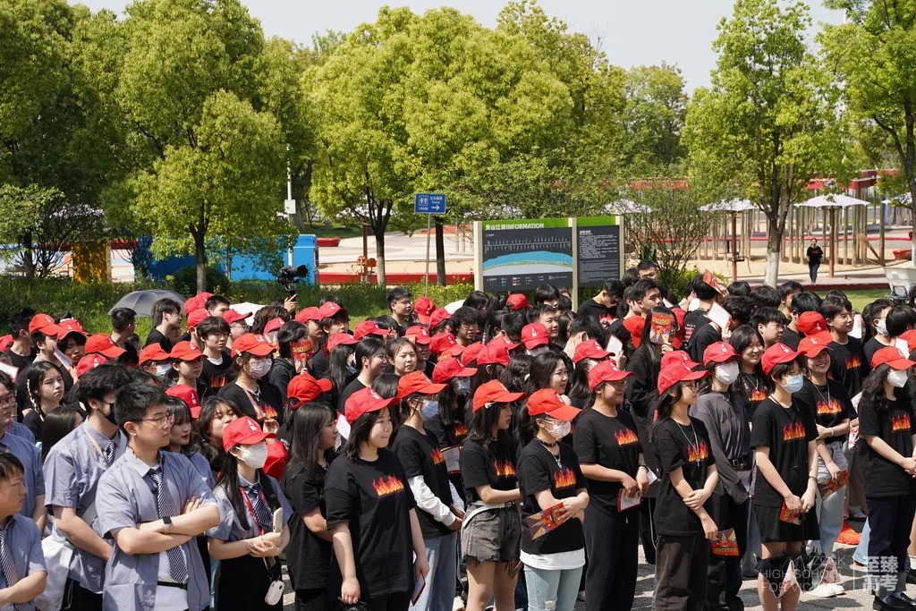 舞蹈艺考生文化课学习可圆艺术梦 付出的努力终有回报