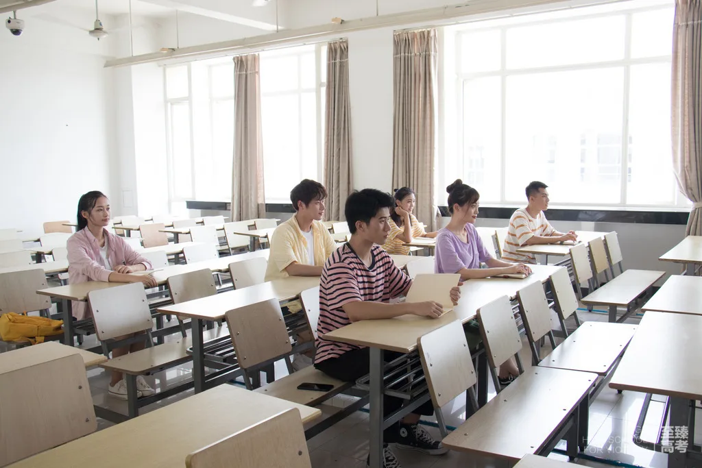 艺考文化学校:武汉艺术生文化课补习班怎么选择