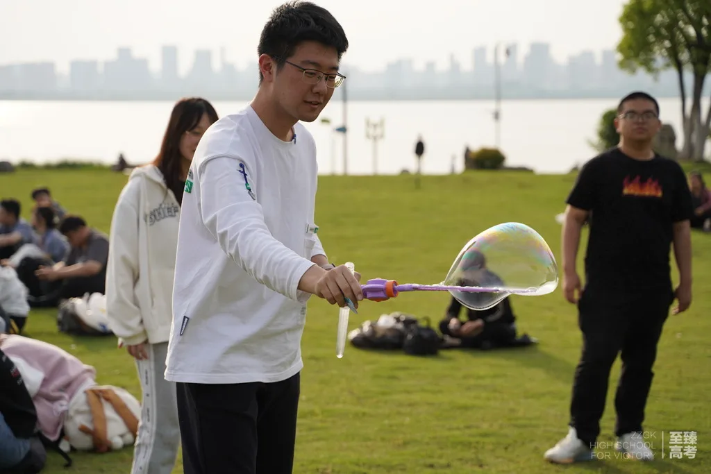 艺术生联考即将到来:武汉至臻高考的学费要多少