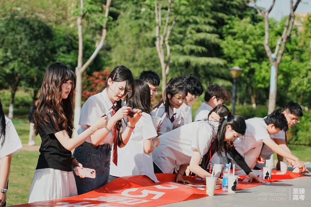 艺考生高考结束后填报志愿有什么注意事项:武汉有帮助填报志愿的吗