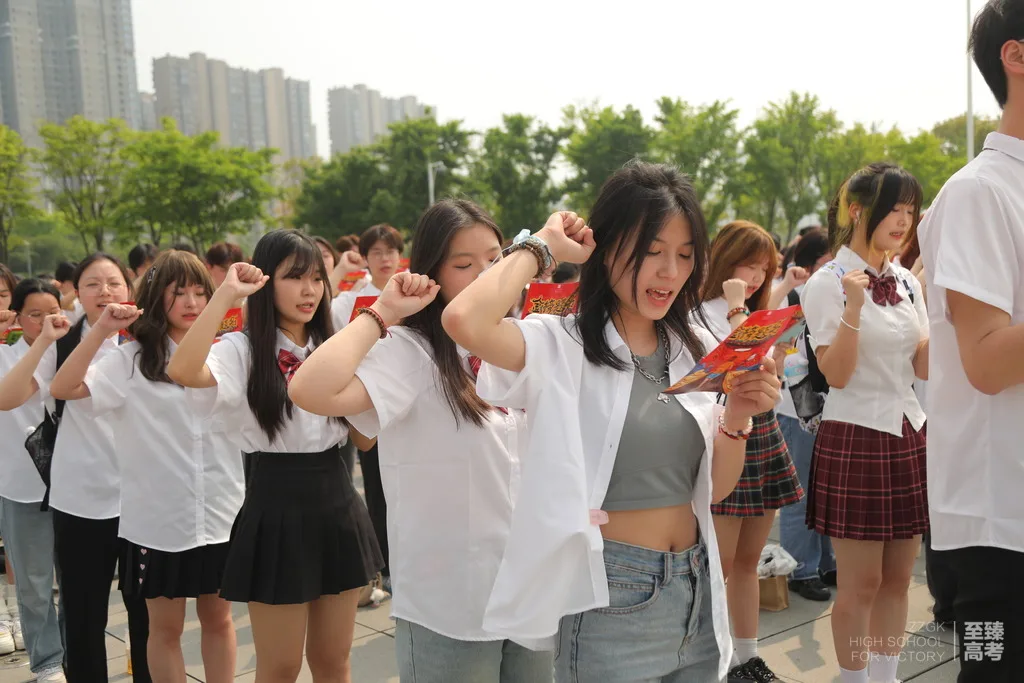 艺考生文化课集训学校哪家好：高考卷子难度排行榜