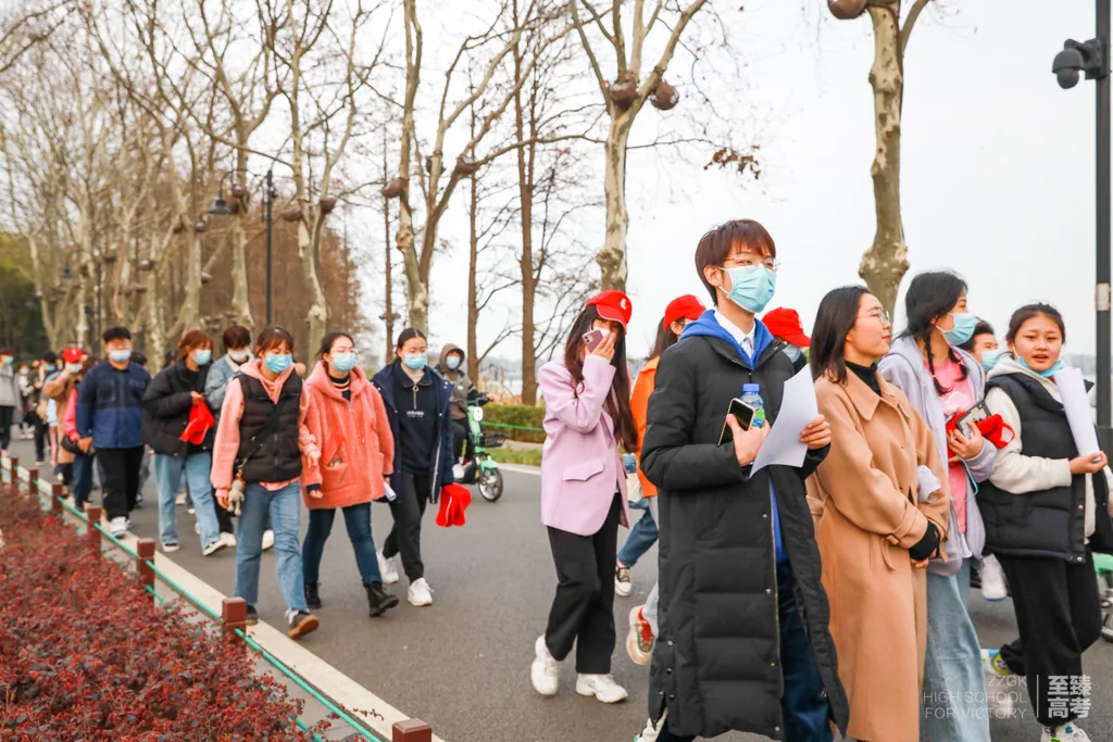 艺考生文化课350分能上什么学校:高中数学家教三个月能提多少分