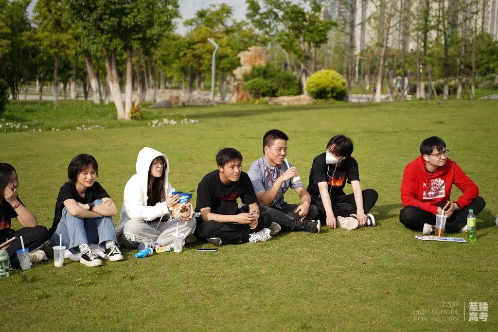 高三艺考文化课怎么补:高考集训营是否有用