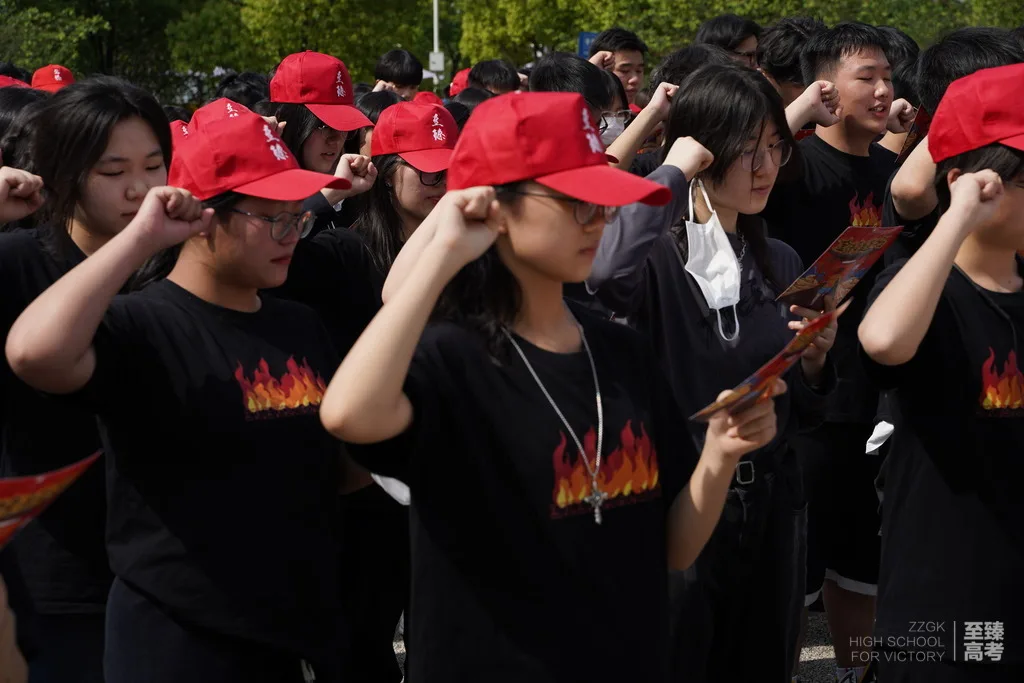武汉艺术生文化课补习: 高三学生怎么学提高成绩