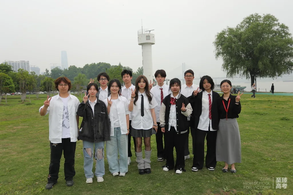 传媒生专业不理想 如何在文化分取得突破