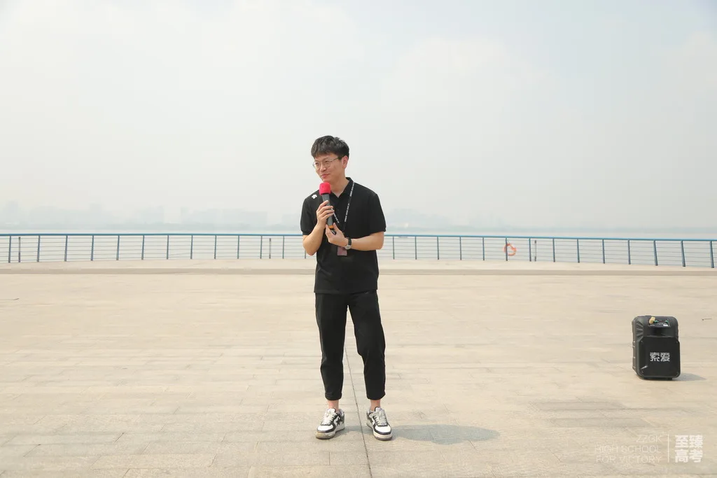 艺考生高考冲刺调整心态,艺考梦想能越走越远