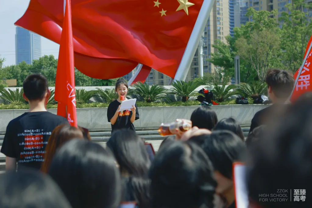 传媒艺术生校考自我介绍该怎么写:河北传媒学院在同类院校中如何