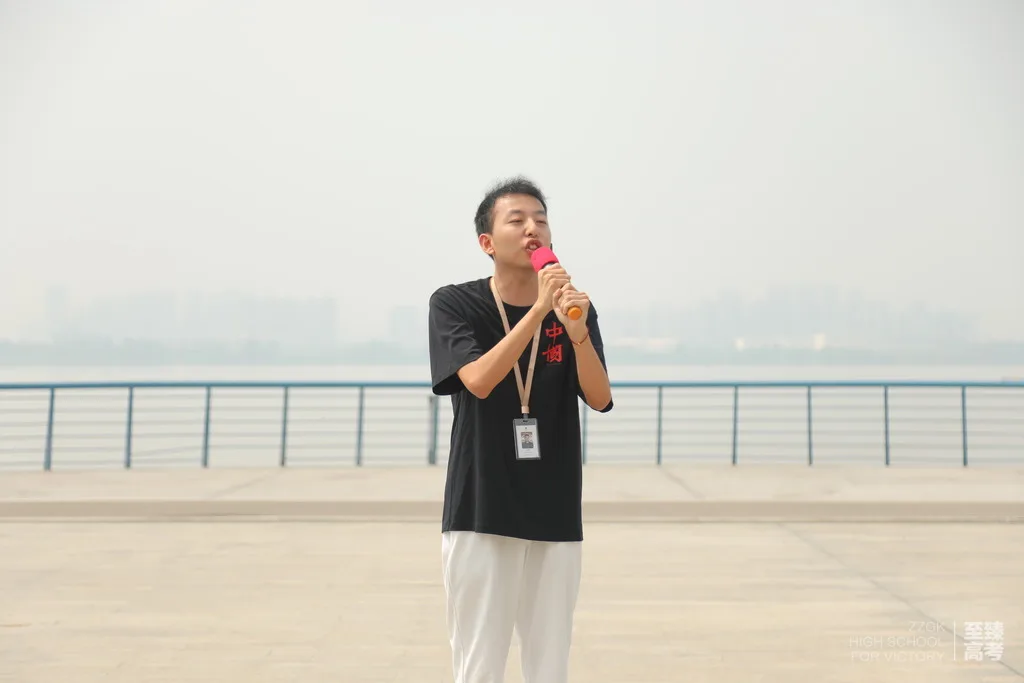 武汉艺考生文化课:高考总分多少能上一本